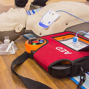Highfield Level 3 International Award in First Aid at Work and the Safe Use of an Automated External Defibrillator